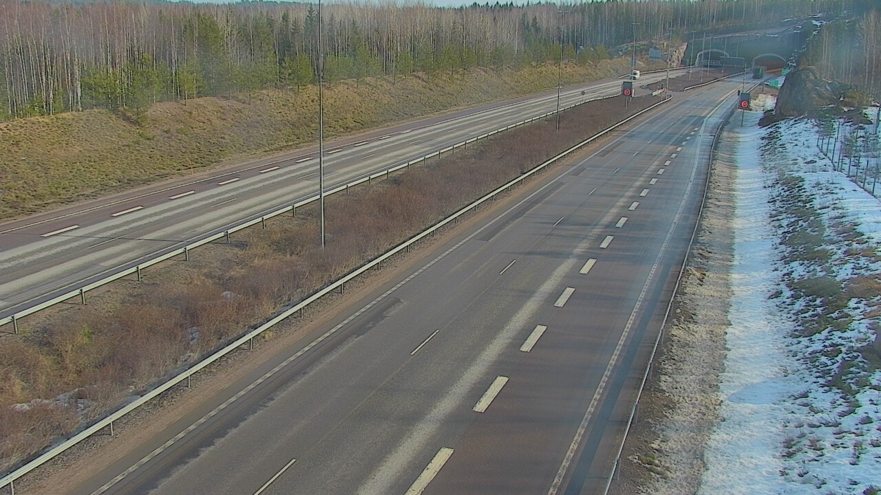 Weather Camera Image Road 7 Loviisa Markkinamäki, boom, west, Loviisa, Uusimaa