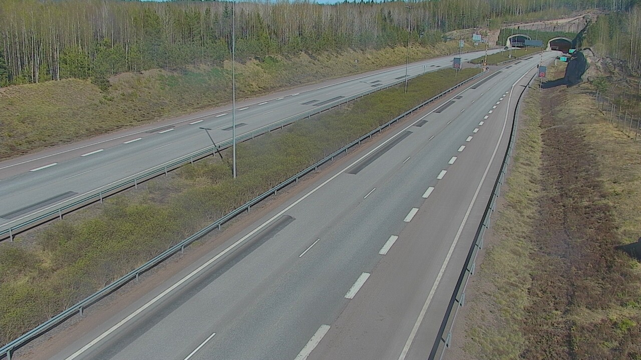 Kelikamerat Kuva Tie 7 Loviisa Markkinamäki, puomi, länsi, Loviisa, Uusimaa