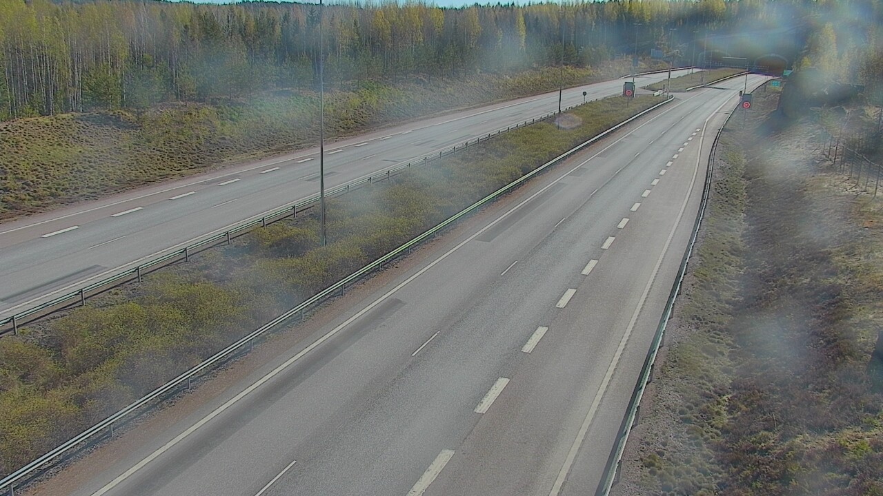 Kelikamerat Kuva Tie 7 Loviisa Markkinamäki, puomi, länsi, Loviisa, Uusimaa