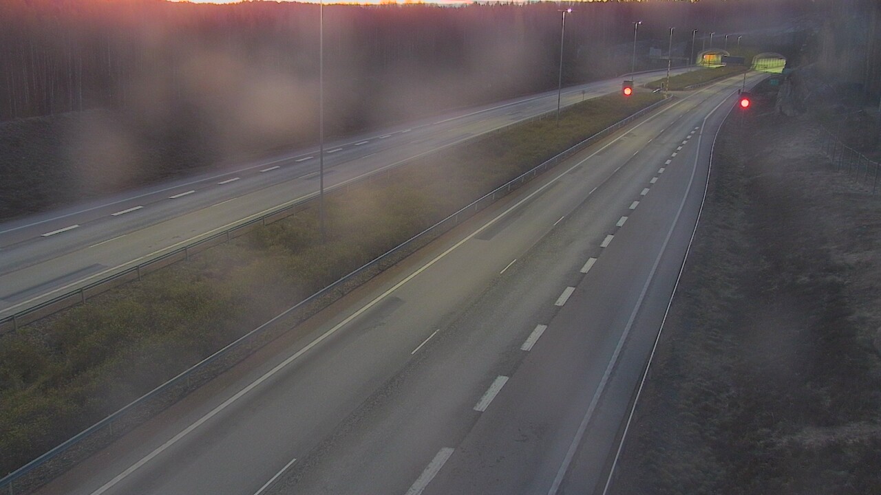Kelikamerat Kuva Tie 7 Loviisa Markkinamäki, puomi, länsi, Loviisa, Uusimaa
