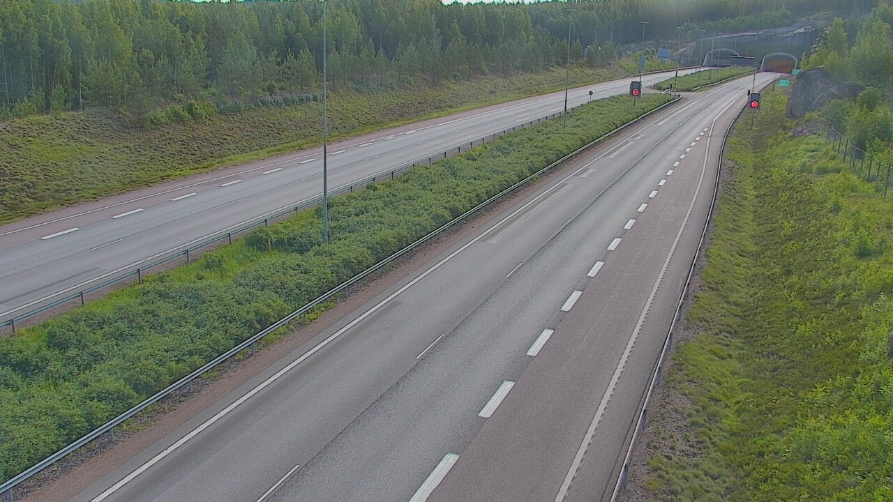 Kelikamerat Kuva Tie 7 Loviisa Markkinamäki, puomi, länsi, Loviisa, Uusimaa