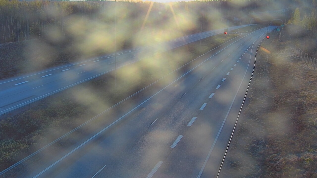 Weather Camera Image Väg 7 Lovisa Marnadsbacken , bom, väst, Loviisa, Uusimaa