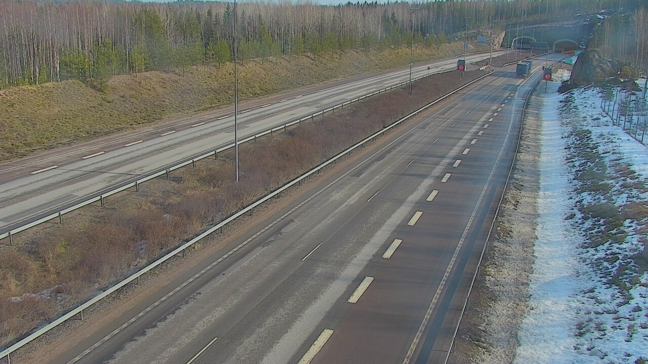 Weather Camera Image Road 7 Loviisa Markkinamäki, boom, west, Loviisa, Uusimaa