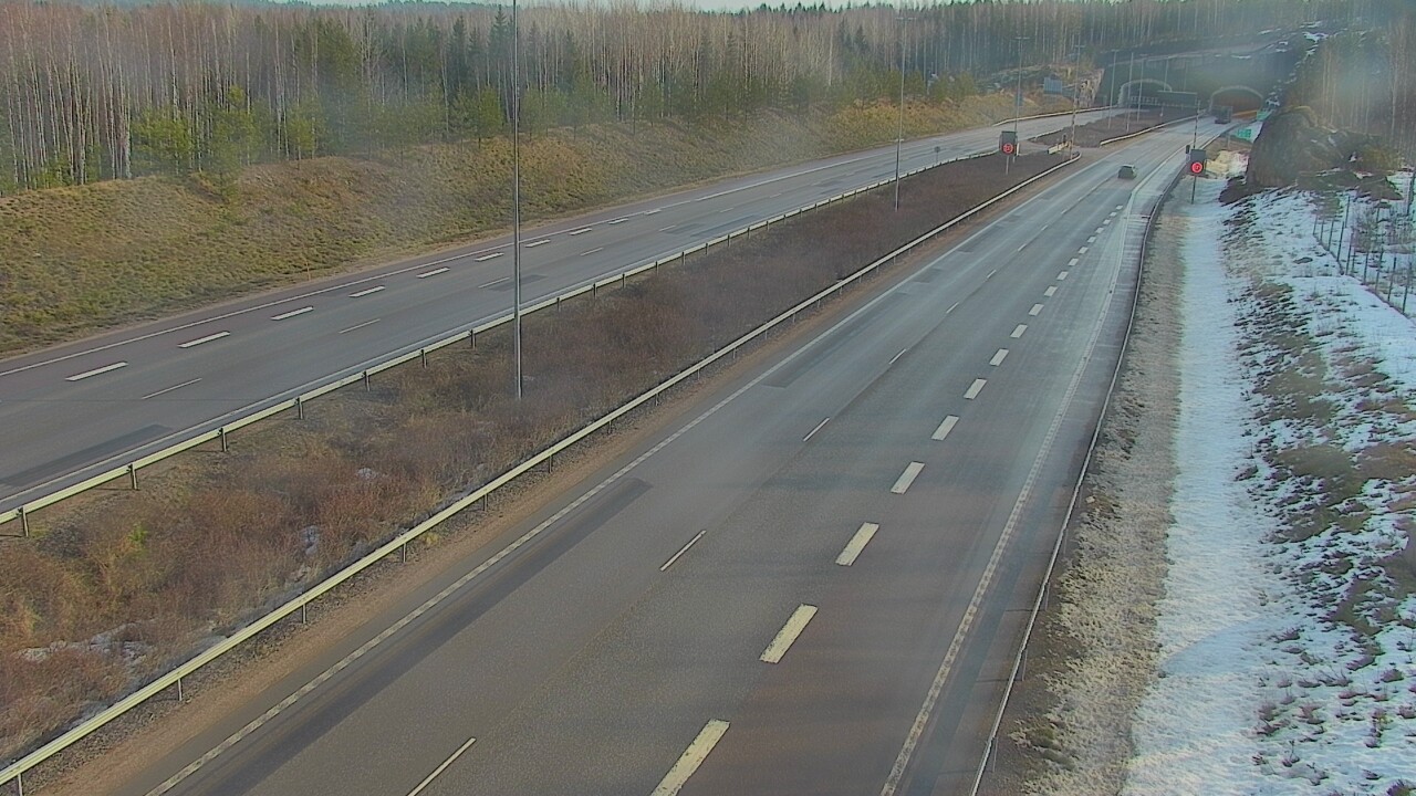 Weather Camera Image Road 7 Loviisa Markkinamäki, boom, west, Loviisa, Uusimaa