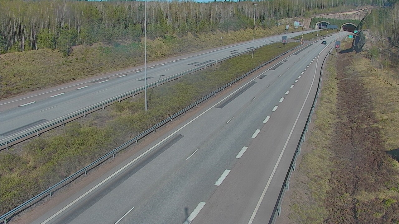 Kelikamerat Kuva Tie 7 Loviisa Markkinamäki, puomi, länsi, Loviisa, Uusimaa