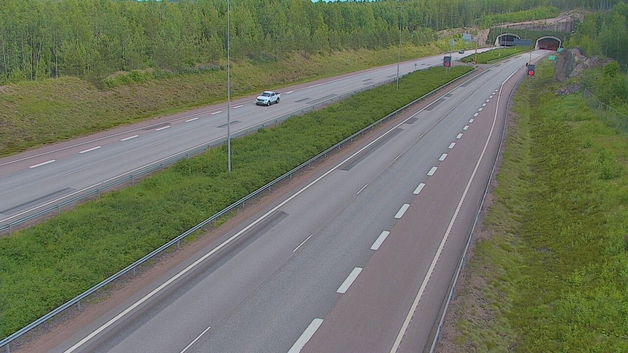 Kelikamerat Kuva Tie 7 Loviisa Markkinamäki, puomi, länsi, Loviisa, Uusimaa