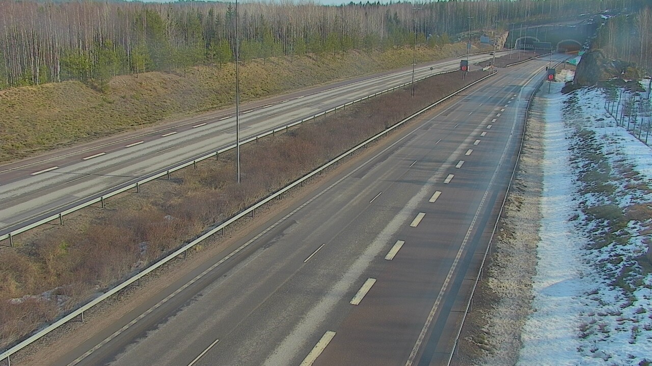 Weather Camera Image Road 7 Loviisa Markkinamäki, boom, west, Loviisa, Uusimaa