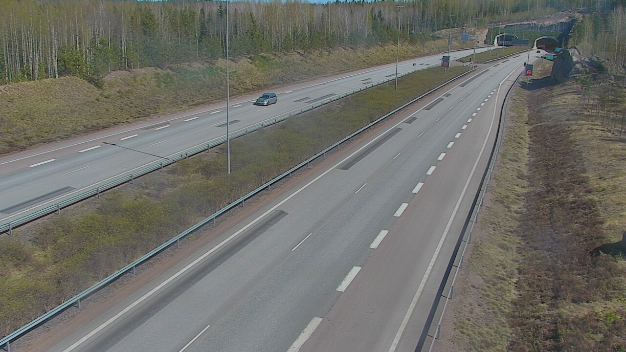 Kelikamerat Kuva Tie 7 Loviisa Markkinamäki, puomi, länsi, Loviisa, Uusimaa