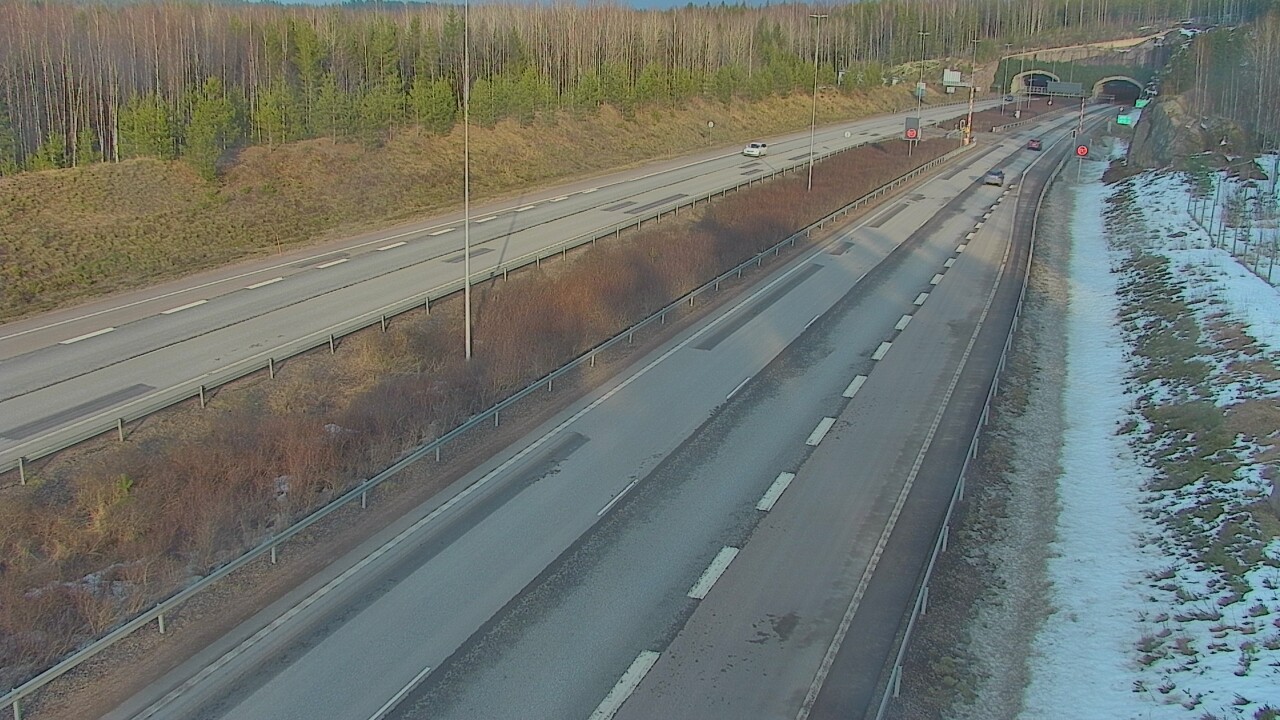 Weather Camera Image Road 7 Loviisa Markkinamäki, boom, west, Loviisa, Uusimaa
