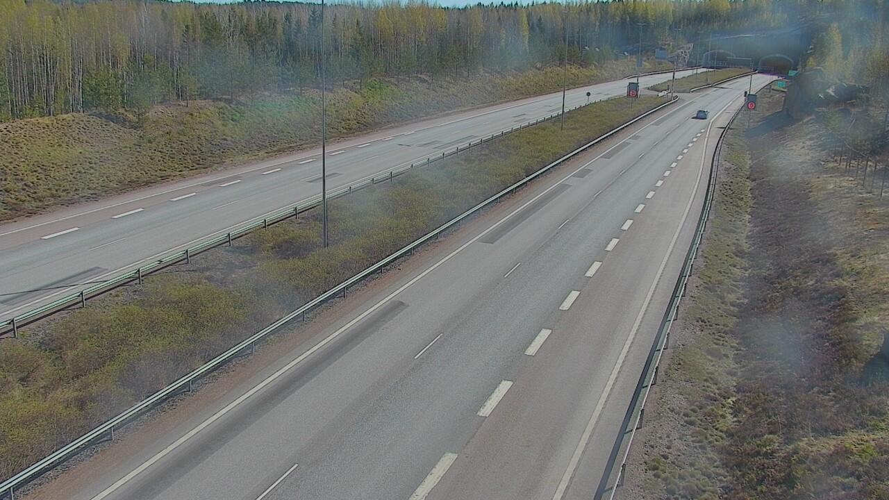 Kelikamerat Kuva Tie 7 Loviisa Markkinamäki, puomi, länsi, Loviisa, Uusimaa