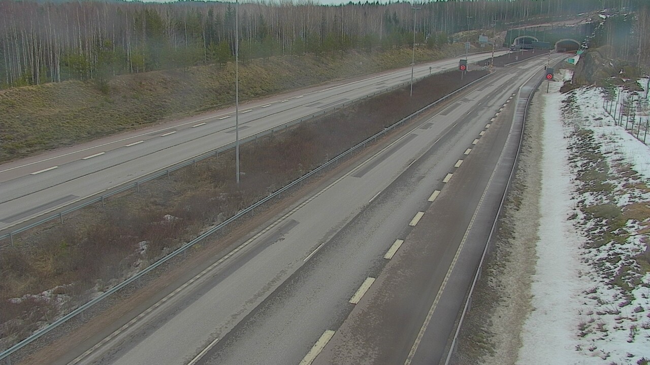 Weather Camera Image Road 7 Loviisa Markkinamäki, boom, west, Loviisa, Uusimaa