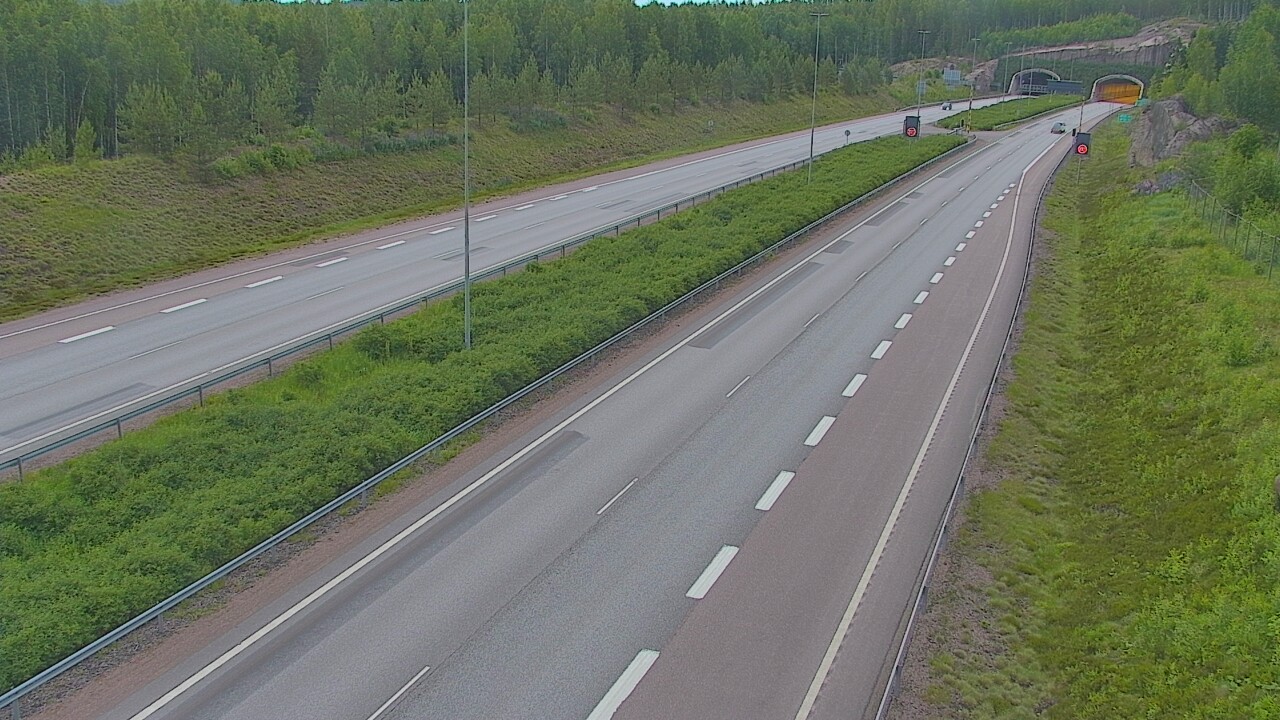 Kelikamerat Kuva Tie 7 Loviisa Markkinamäki, puomi, länsi, Loviisa, Uusimaa