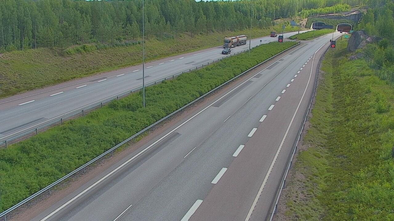 Kelikamerat Kuva Tie 7 Loviisa Markkinamäki, puomi, länsi, Loviisa, Uusimaa