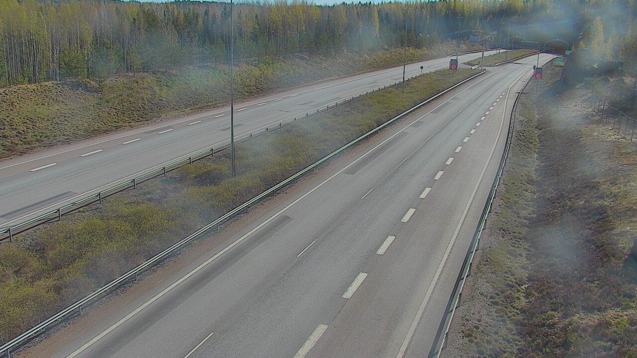 Kelikamerat Kuva Tie 7 Loviisa Markkinamäki, puomi, länsi, Loviisa, Uusimaa
