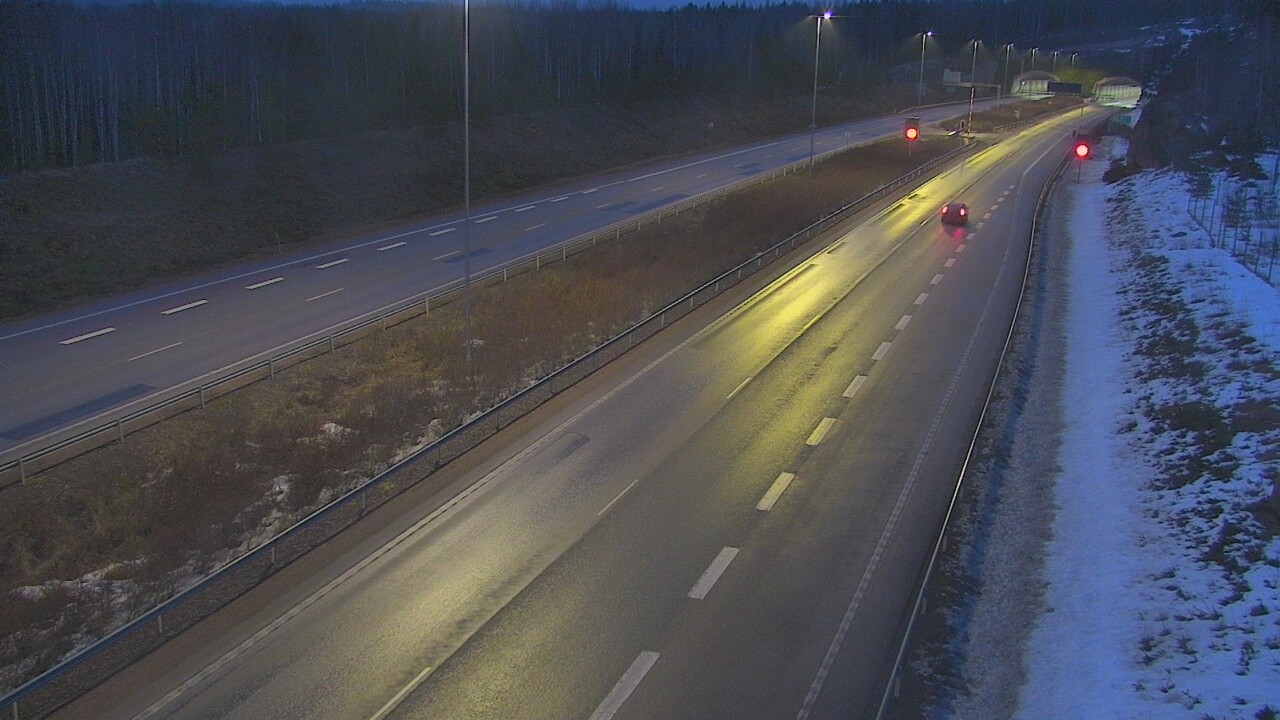 Kelikamerat Kuva Tie 7 Loviisa Markkinamäki, puomi, länsi, Loviisa, Uusimaa