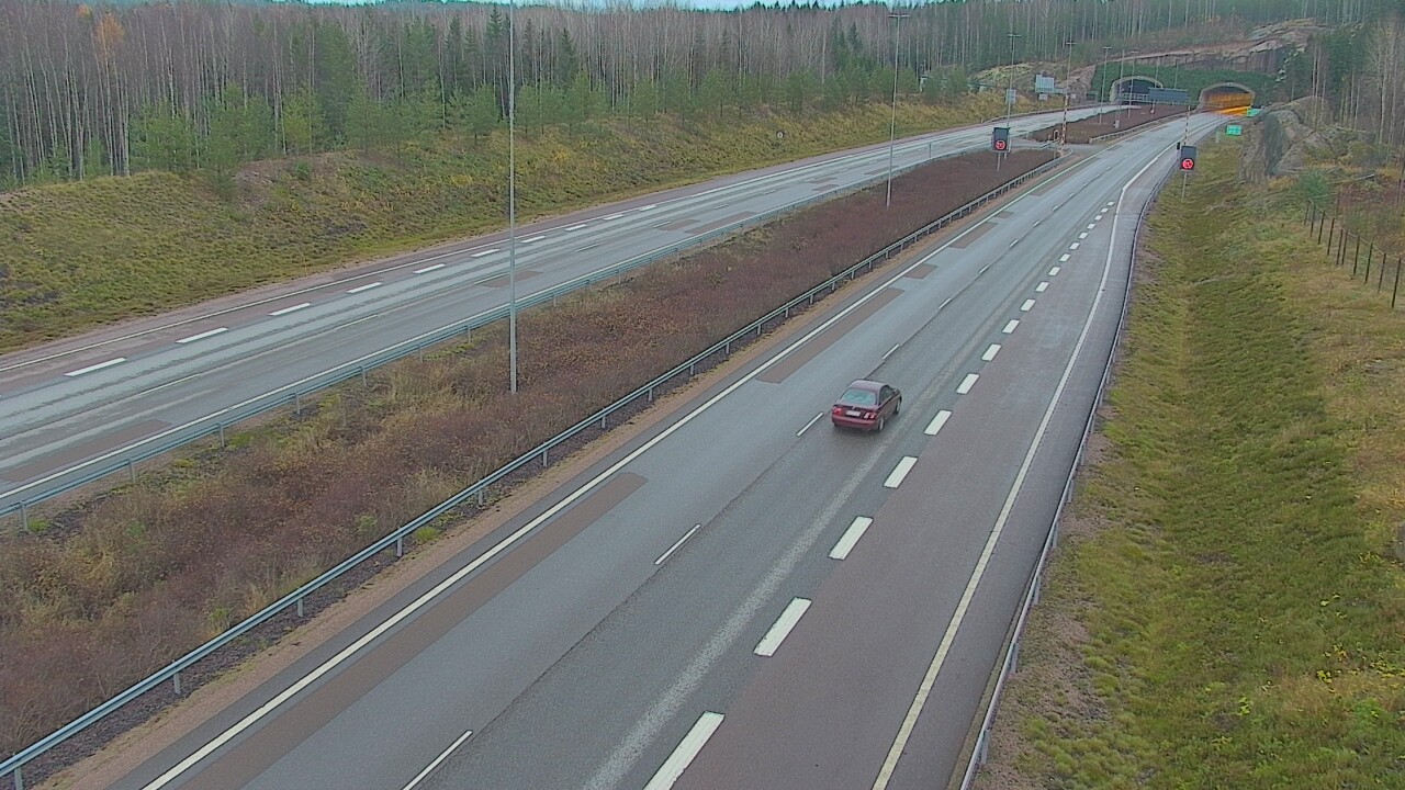 Kelikamerat Kuva Tie 7 Loviisa Markkinamäki, puomi, länsi, Loviisa, Uusimaa