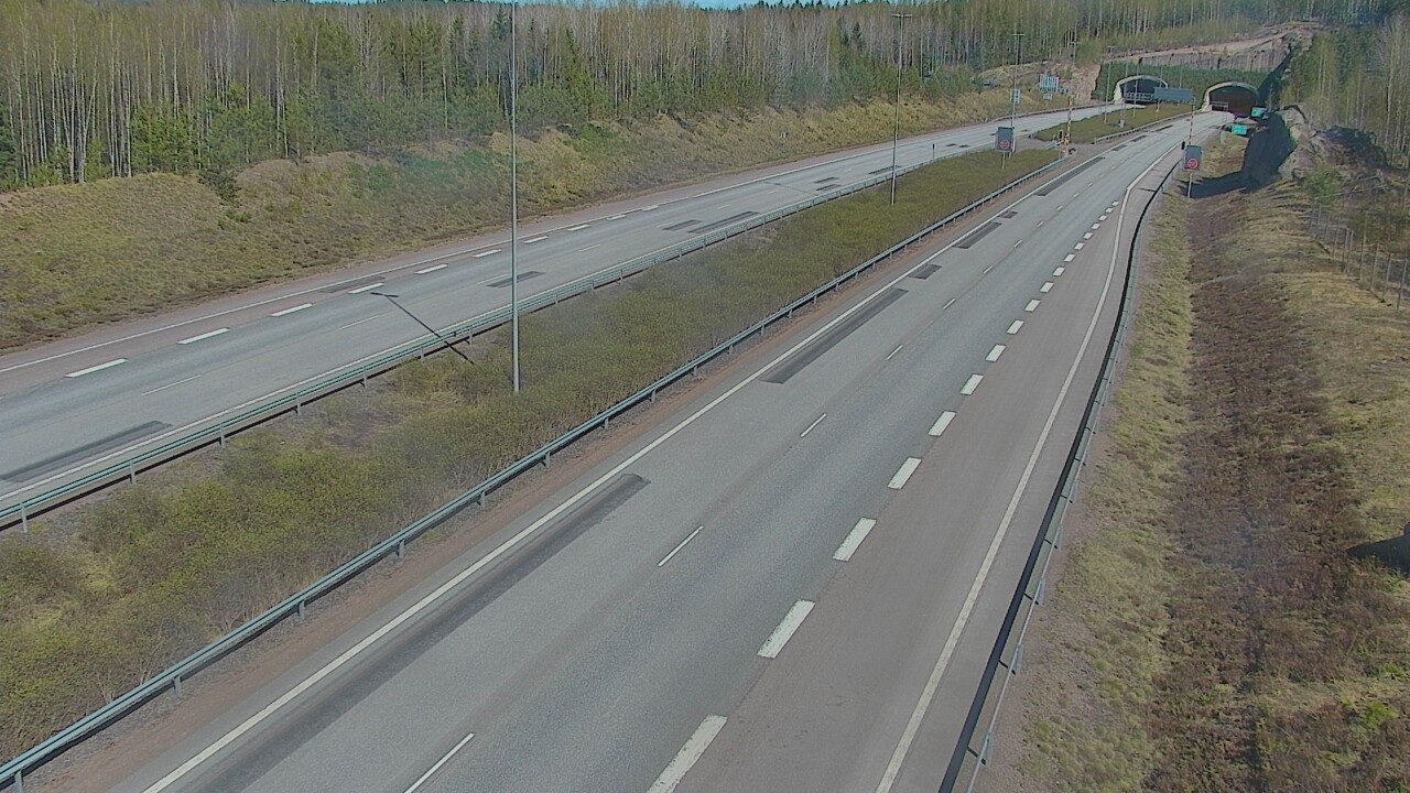 Kelikamerat Kuva Tie 7 Loviisa Markkinamäki, puomi, länsi, Loviisa, Uusimaa
