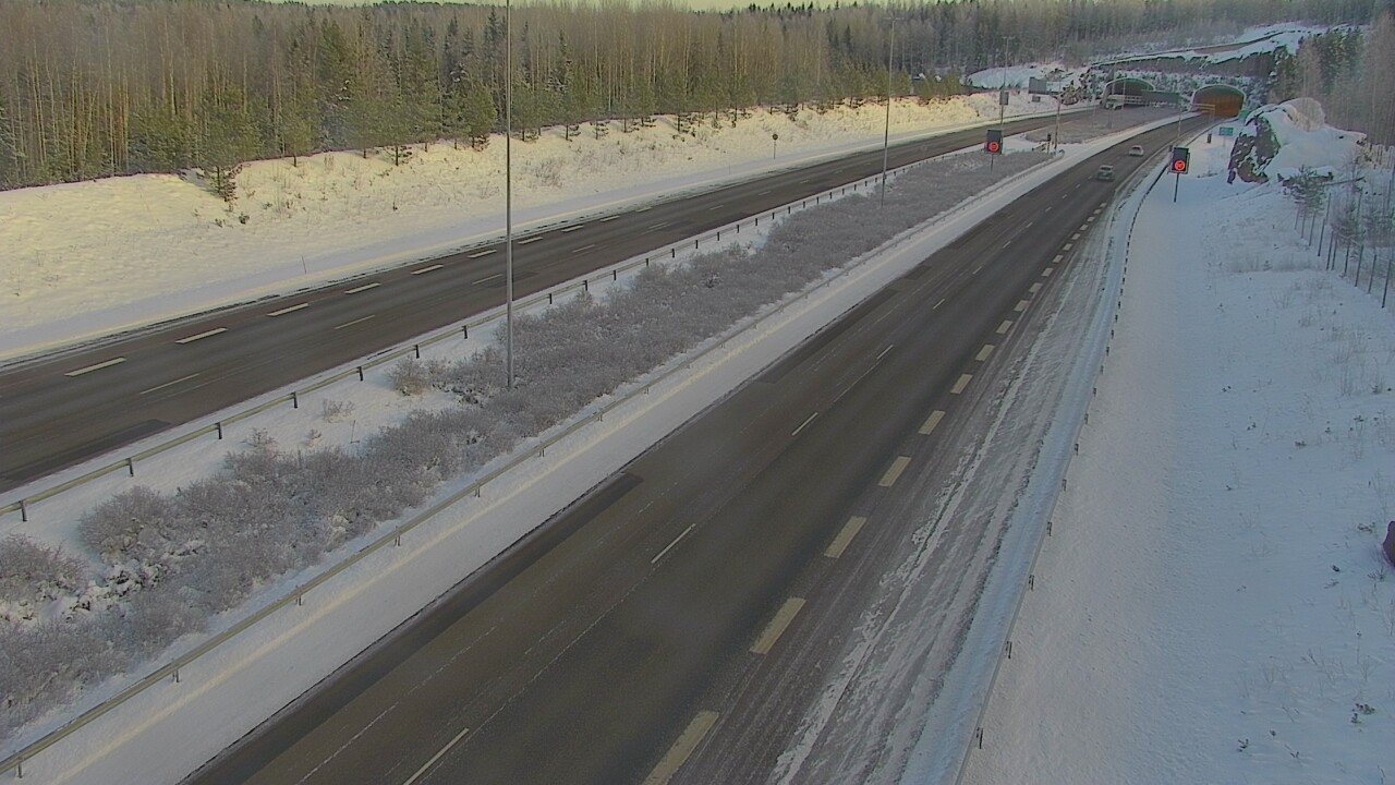 Kelikamerat Kuva Tie 7 Loviisa Markkinamäki, puomi, länsi, Loviisa, Uusimaa