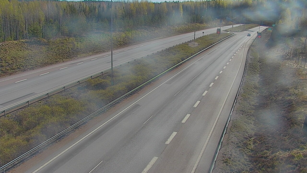 Kelikamerat Kuva Tie 7 Loviisa Markkinamäki, puomi, länsi, Loviisa, Uusimaa