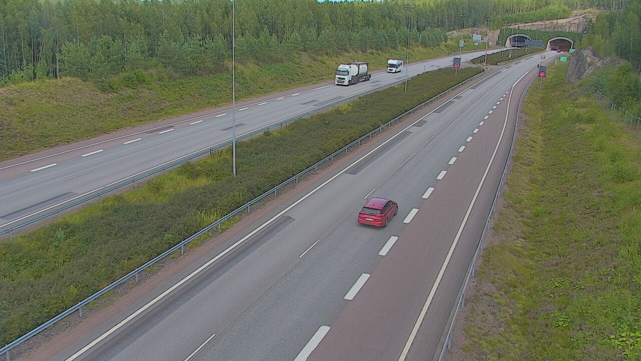 Kelikamerat Kuva Tie 7 Loviisa Markkinamäki, puomi, länsi, Loviisa, Uusimaa