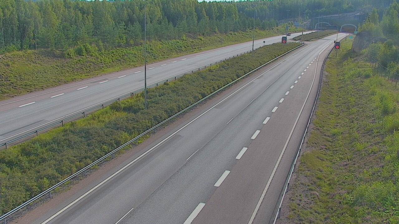 Weather Camera Image Road 7 Loviisa Markkinamäki, boom, west, Loviisa, Uusimaa