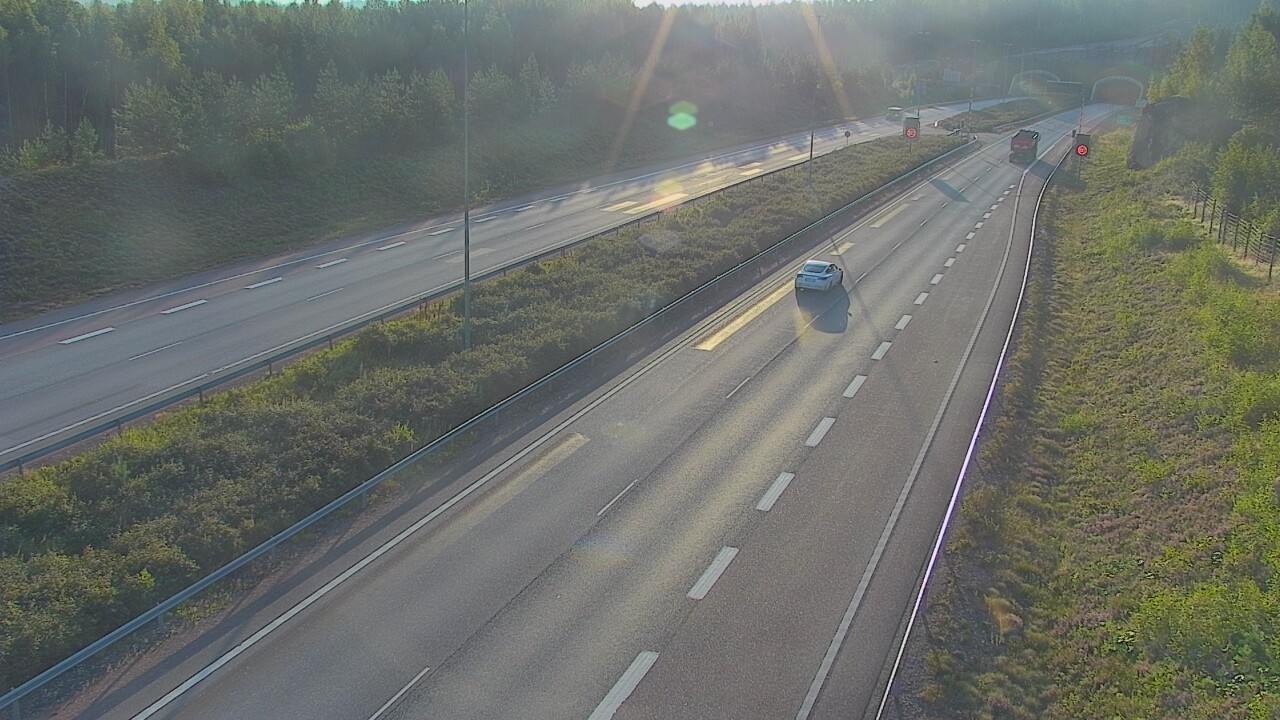Weather Camera Image Road 7 Loviisa Markkinamäki, boom, west, Loviisa, Uusimaa