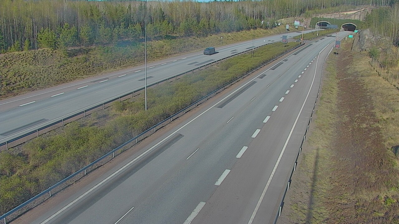 Kelikamerat Kuva Tie 7 Loviisa Markkinamäki, puomi, länsi, Loviisa, Uusimaa