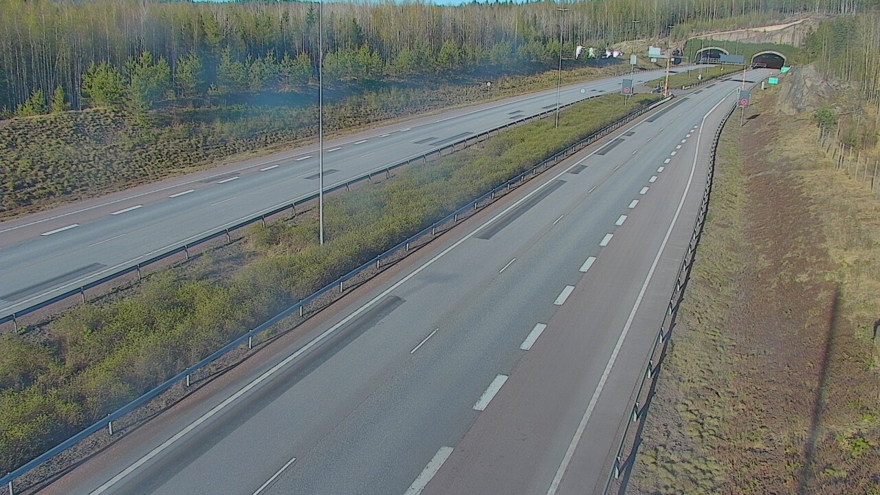 Kelikamerat Kuva Tie 7 Loviisa Markkinamäki, puomi, länsi, Loviisa, Uusimaa