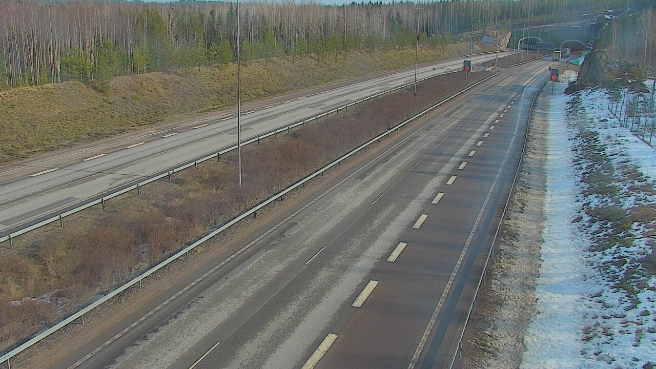 Weather Camera Image Road 7 Loviisa Markkinamäki, boom, west, Loviisa, Uusimaa