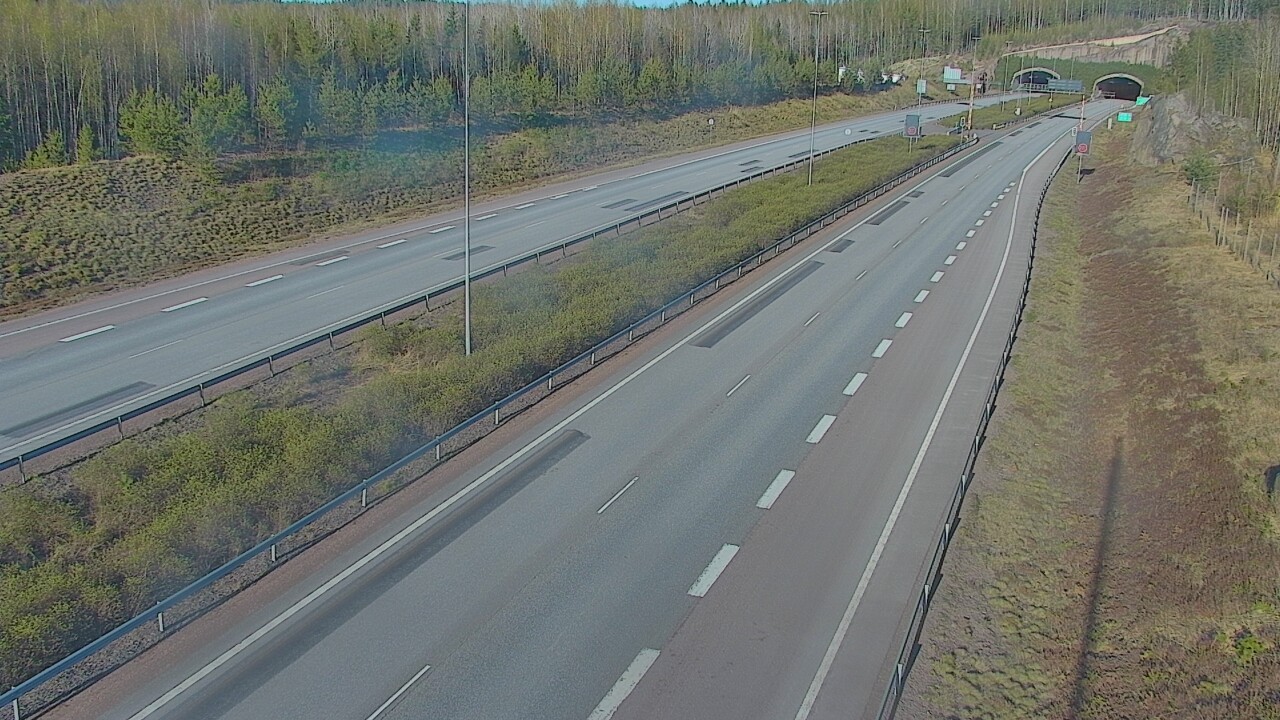 Kelikamerat Kuva Tie 7 Loviisa Markkinamäki, puomi, länsi, Loviisa, Uusimaa