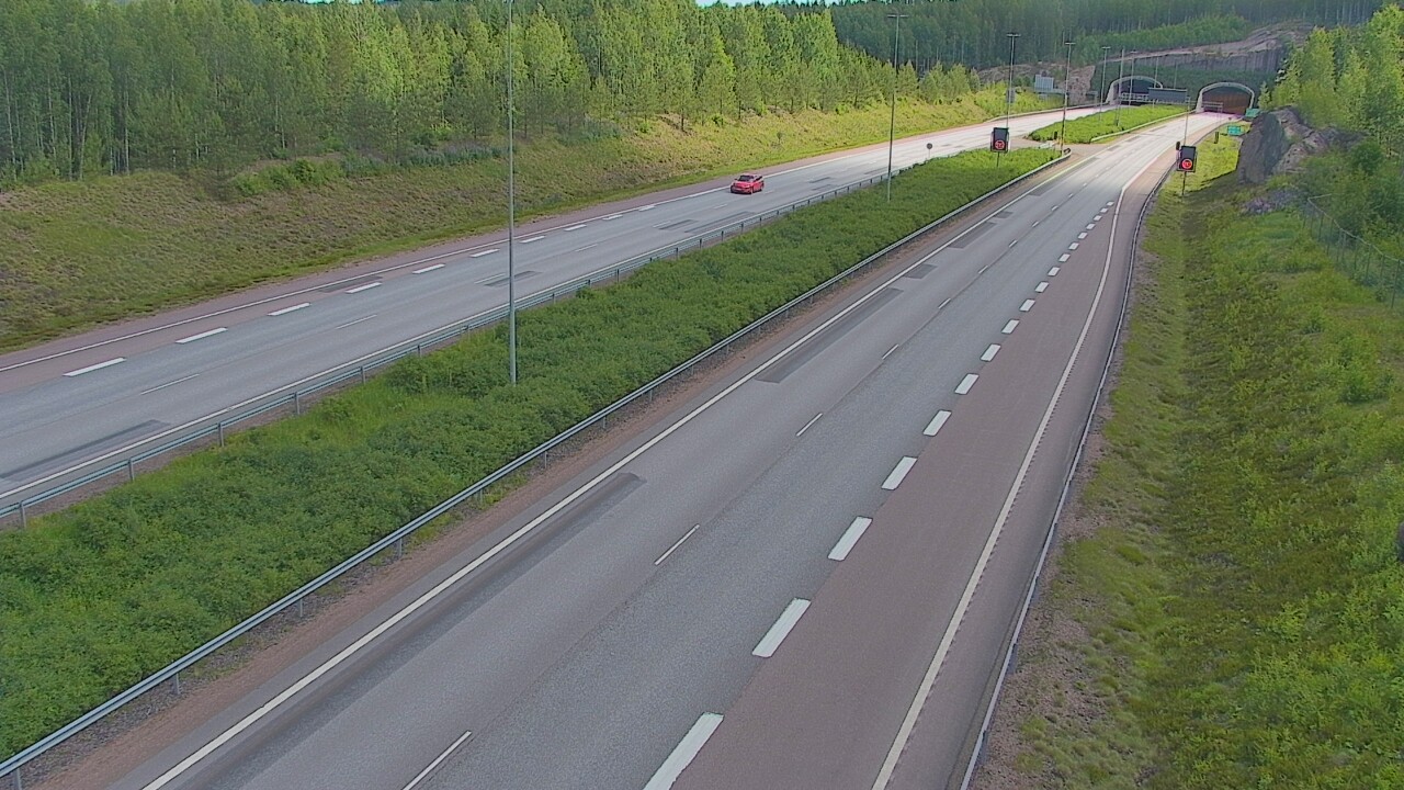 Kelikamerat Kuva Tie 7 Loviisa Markkinamäki, puomi, länsi, Loviisa, Uusimaa