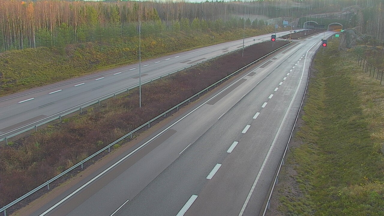 Kelikamerat Kuva Tie 7 Loviisa Markkinamäki, puomi, länsi, Loviisa, Uusimaa