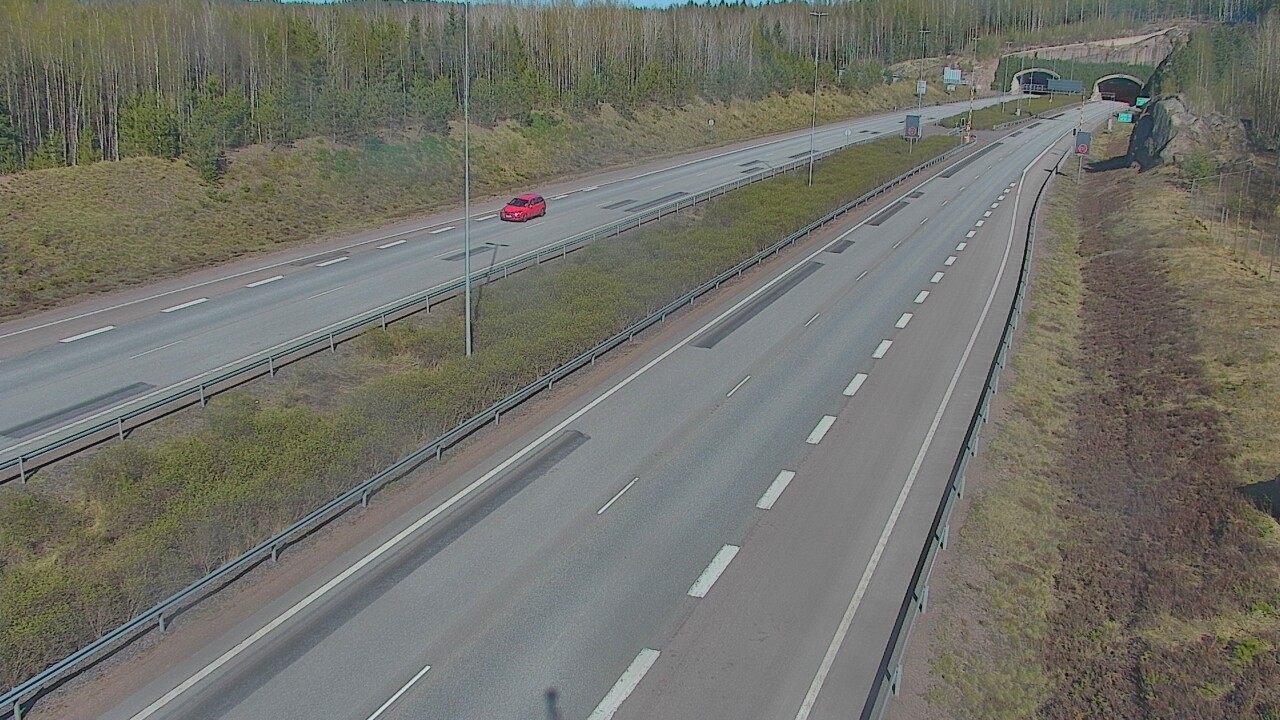 Kelikamerat Kuva Tie 7 Loviisa Markkinamäki, puomi, länsi, Loviisa, Uusimaa