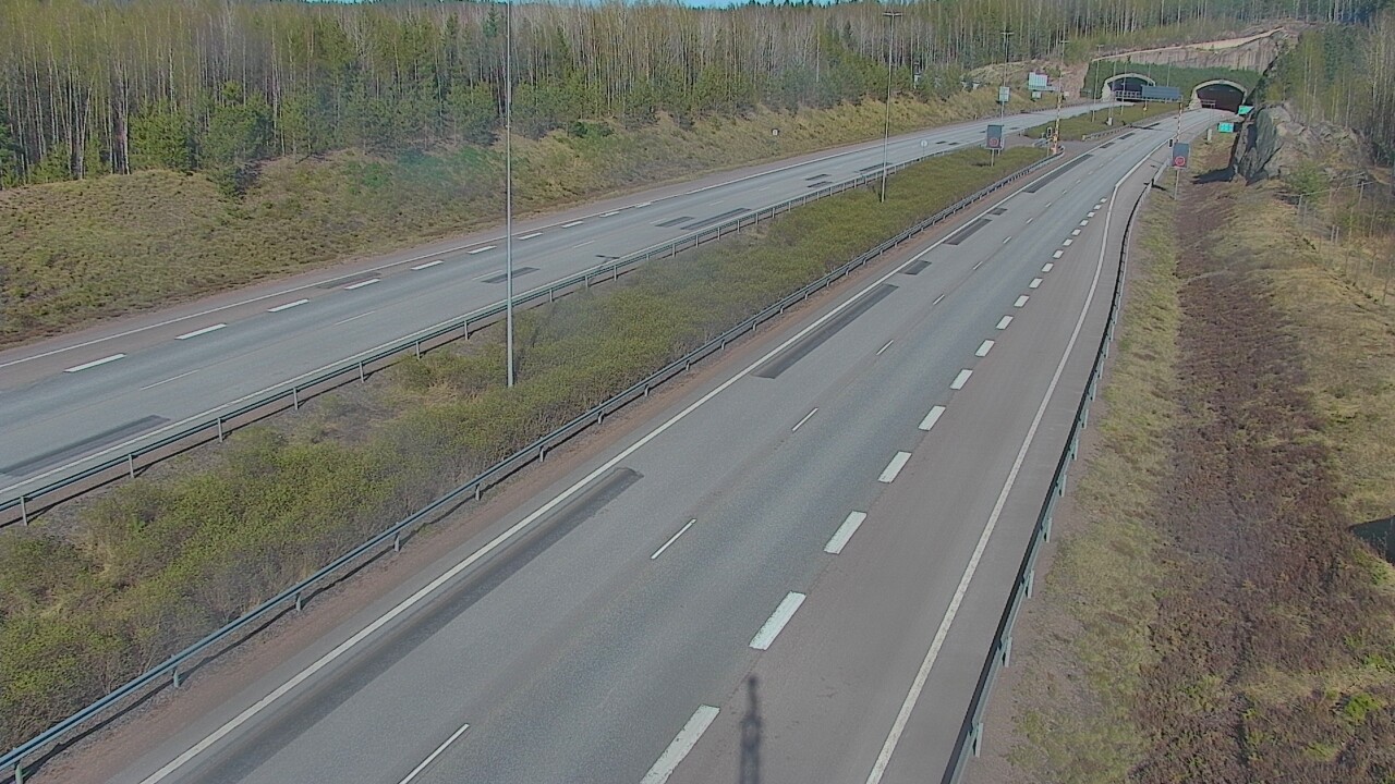 Kelikamerat Kuva Tie 7 Loviisa Markkinamäki, puomi, länsi, Loviisa, Uusimaa