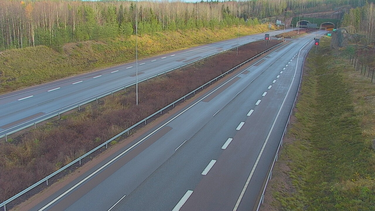 Kelikamerat Kuva Tie 7 Loviisa Markkinamäki, puomi, länsi, Loviisa, Uusimaa