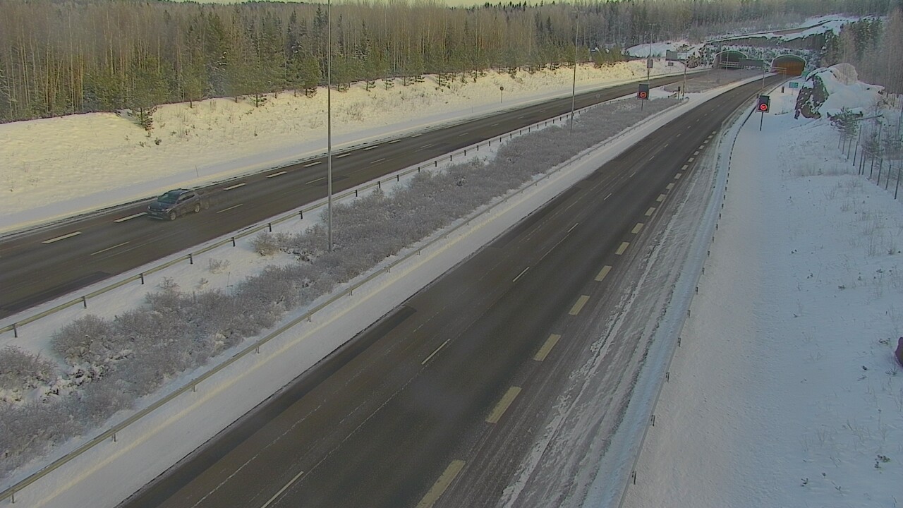 Kelikamerat Kuva Tie 7 Loviisa Markkinamäki, puomi, länsi, Loviisa, Uusimaa