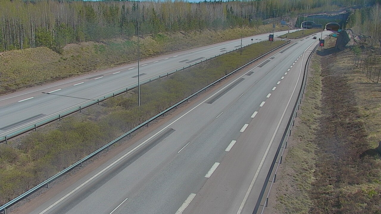 Kelikamerat Kuva Tie 7 Loviisa Markkinamäki, puomi, länsi, Loviisa, Uusimaa