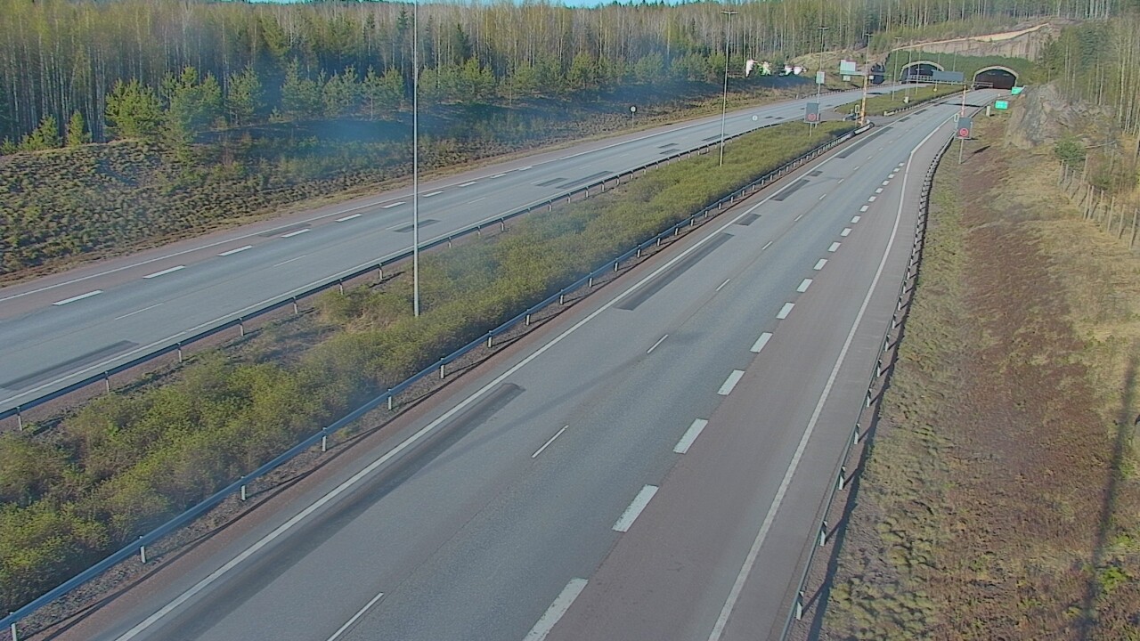 Kelikamerat Kuva Tie 7 Loviisa Markkinamäki, puomi, länsi, Loviisa, Uusimaa
