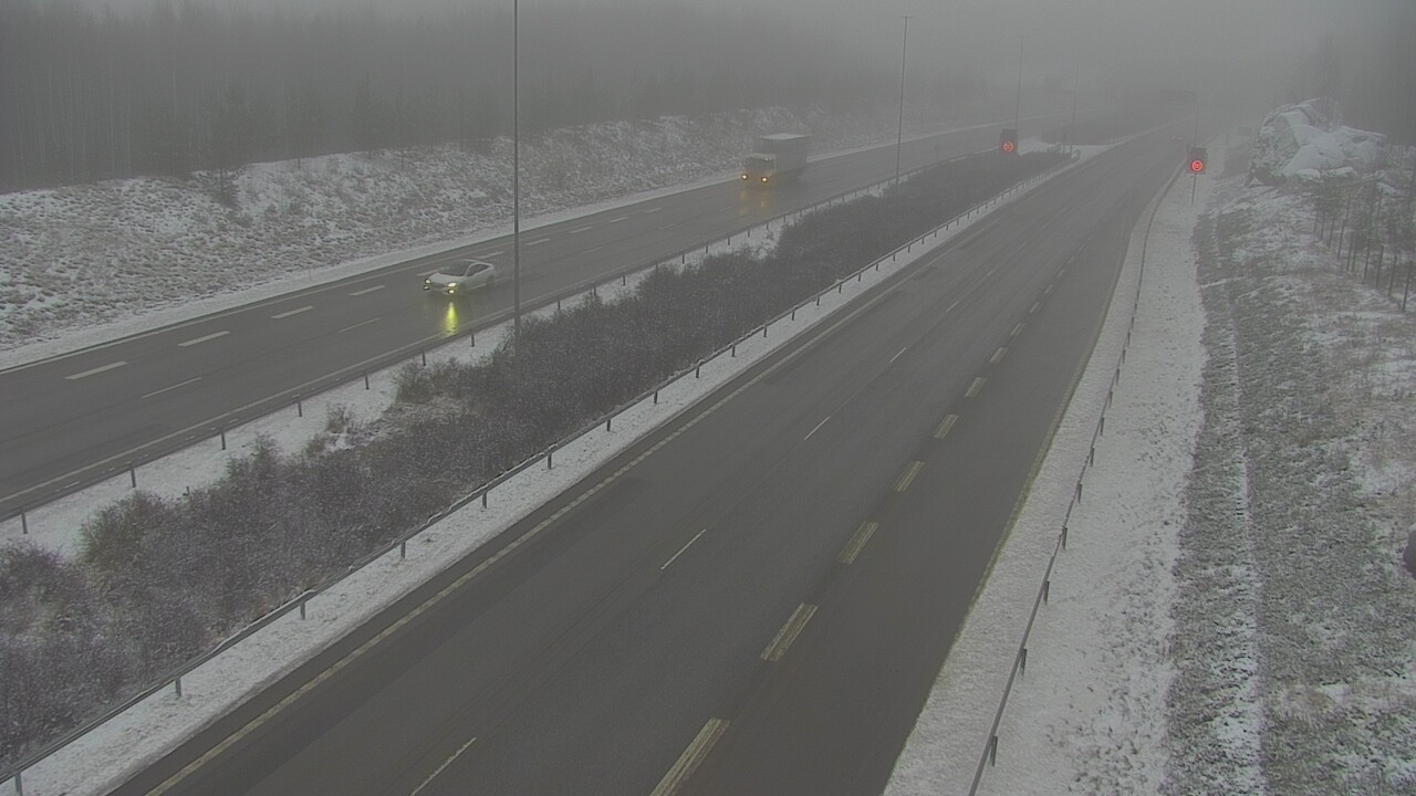 Kelikamerat Kuva Tie 7 Loviisa Markkinamäki, puomi, länsi, Loviisa, Uusimaa