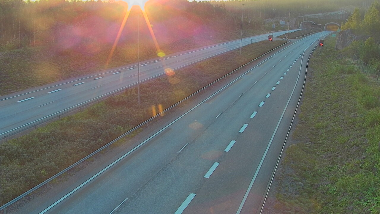 Weather Camera Image Road 7 Loviisa Markkinamäki, boom, west, Loviisa, Uusimaa