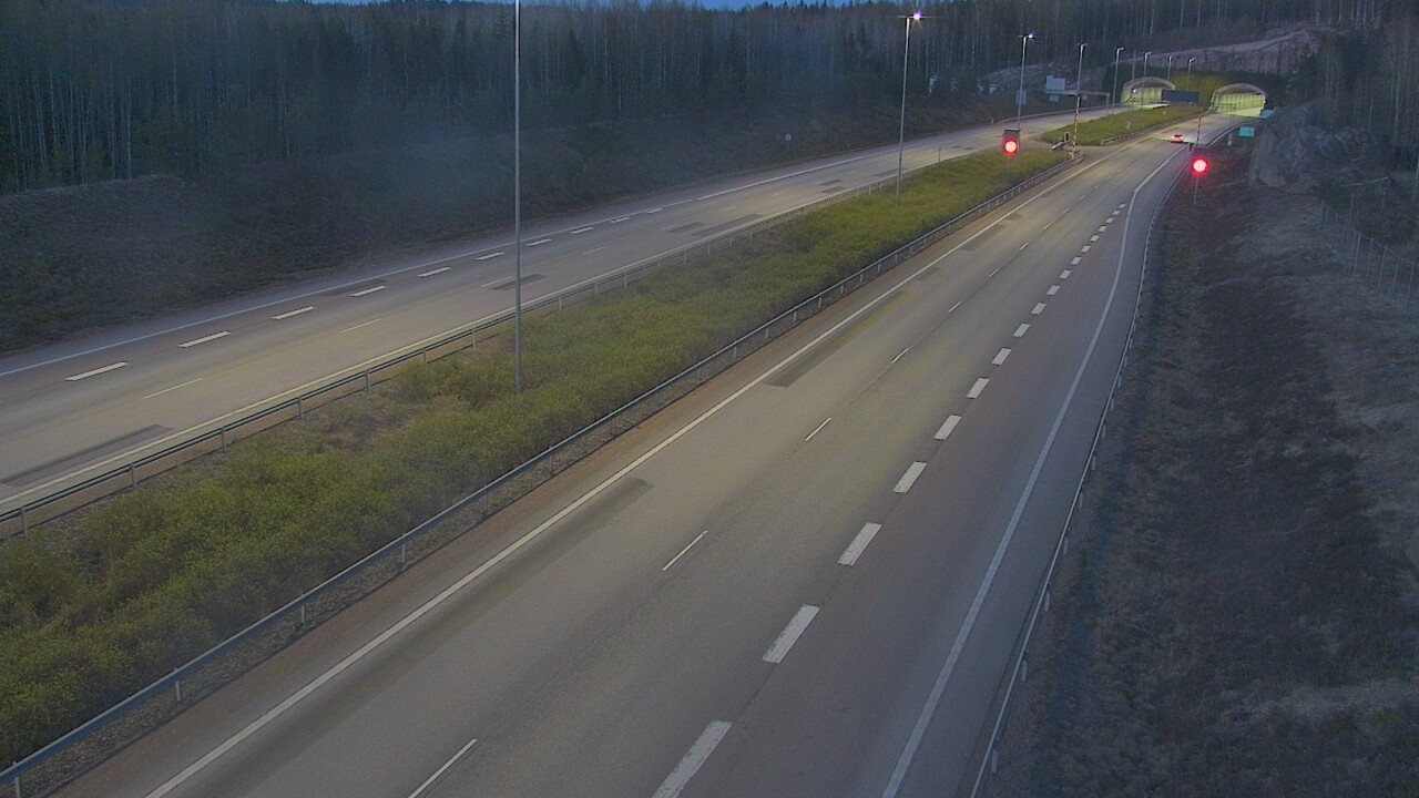Weather Camera Image Road 7 Loviisa Markkinamäki, boom, west, Loviisa, Uusimaa
