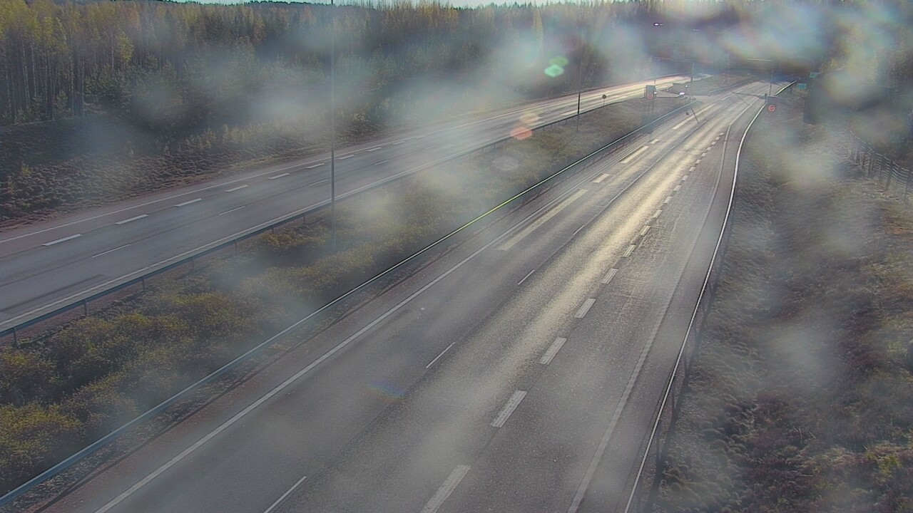 Kelikamerat Kuva Tie 7 Loviisa Markkinamäki, puomi, länsi, Loviisa, Uusimaa