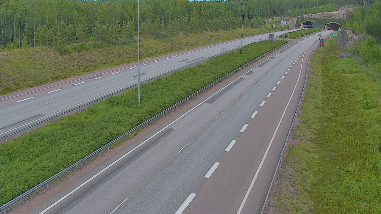 Kelikamerat Kuva Tie 7 Loviisa Markkinamäki, puomi, länsi, Loviisa, Uusimaa