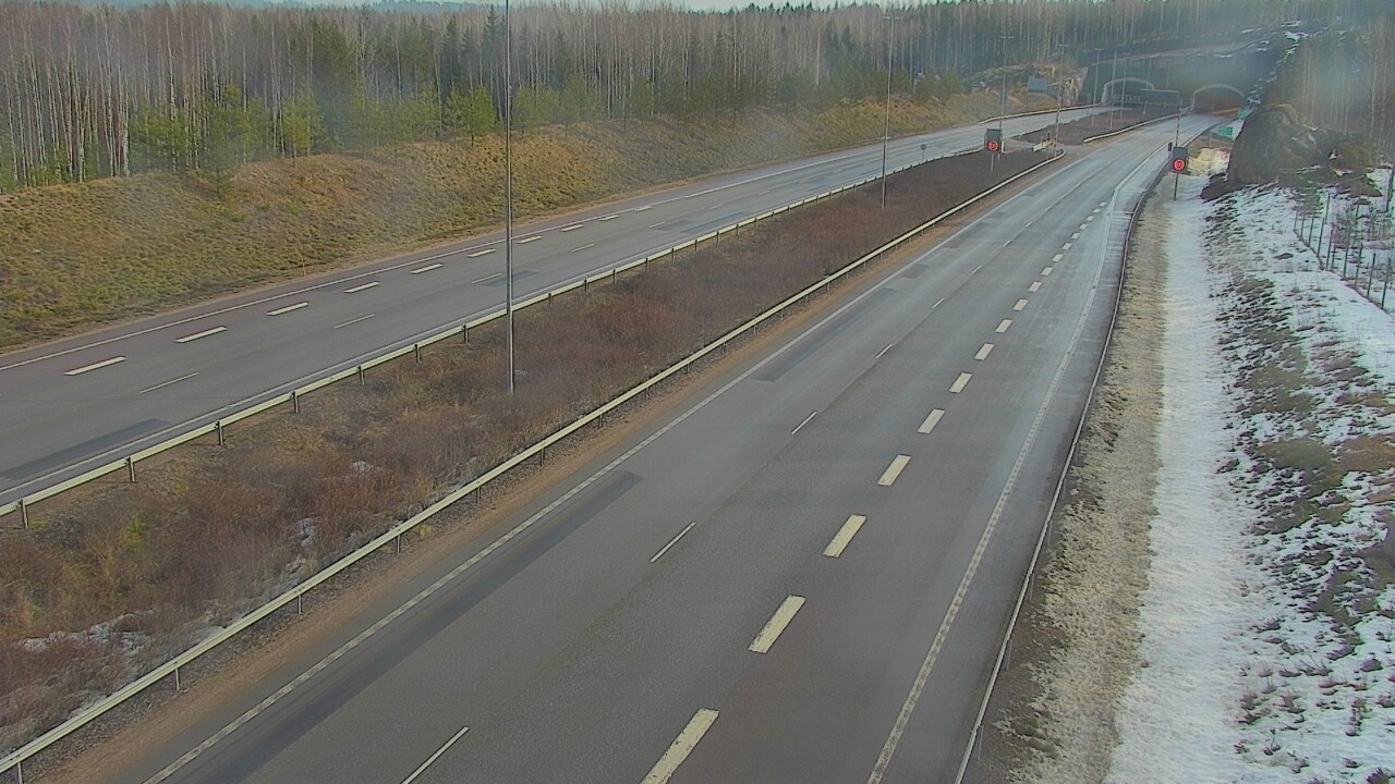 Weather Camera Image Road 7 Loviisa Markkinamäki, boom, west, Loviisa, Uusimaa