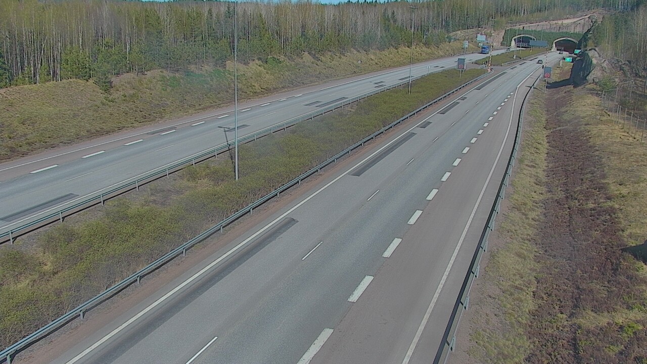 Kelikamerat Kuva Tie 7 Loviisa Markkinamäki, puomi, länsi, Loviisa, Uusimaa