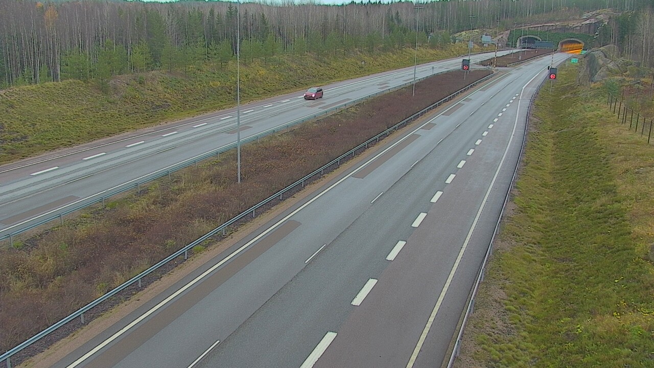 Kelikamerat Kuva Tie 7 Loviisa Markkinamäki, puomi, länsi, Loviisa, Uusimaa