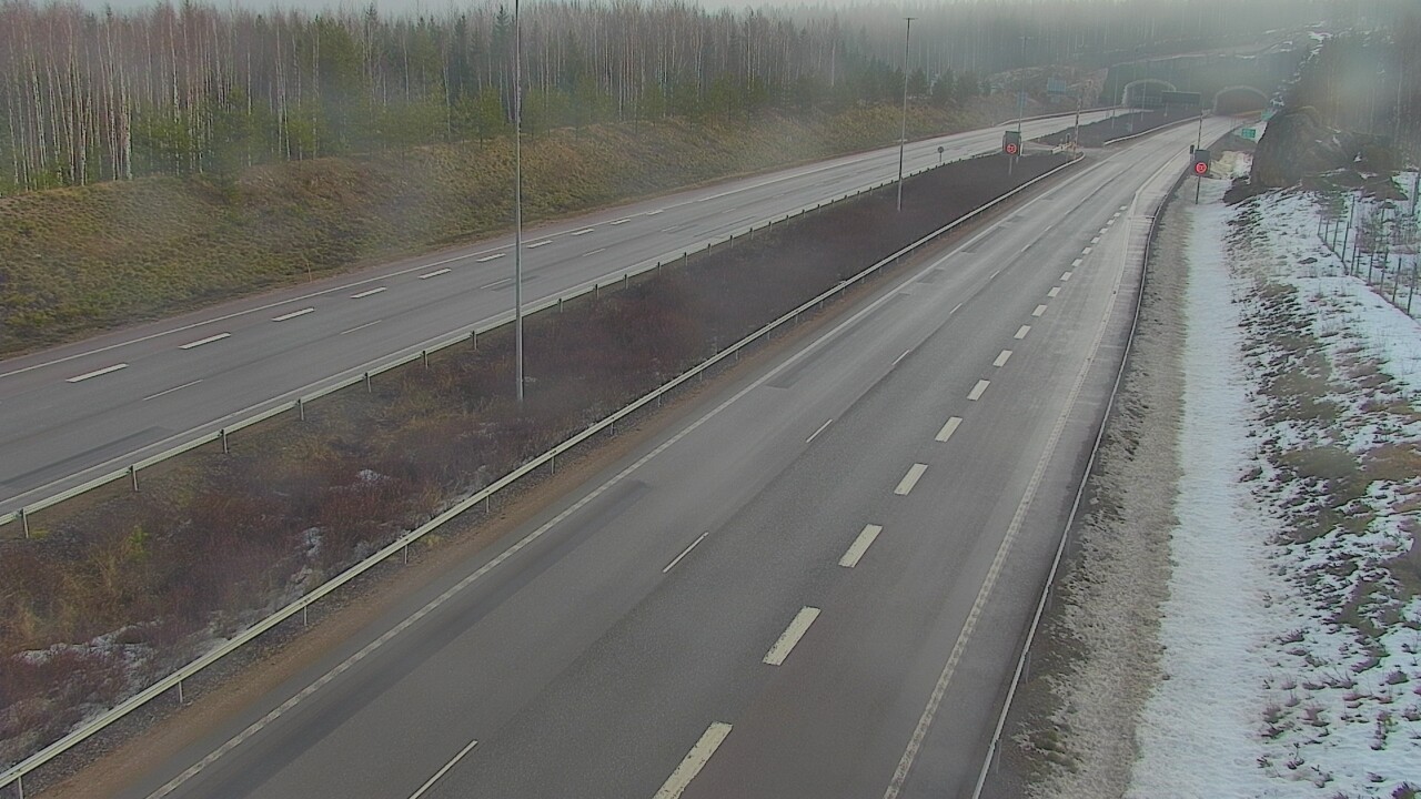 Kelikamerat Kuva Tie 7 Loviisa Markkinamäki, puomi, länsi, Loviisa, Uusimaa