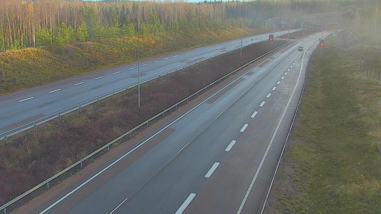 Kelikamerat Kuva Tie 7 Loviisa Markkinamäki, puomi, länsi, Loviisa, Uusimaa