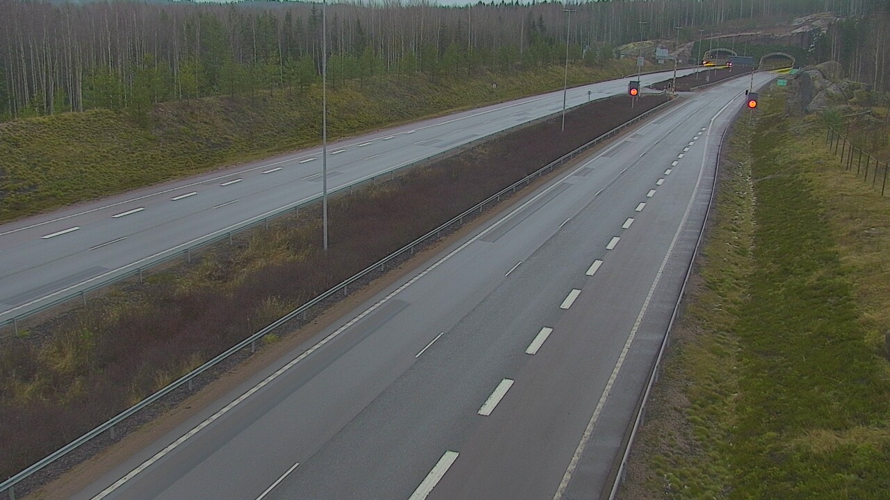 Weather Camera Image Väg 7 Lovisa Marnadsbacken , bom, väst, Loviisa, Uusimaa