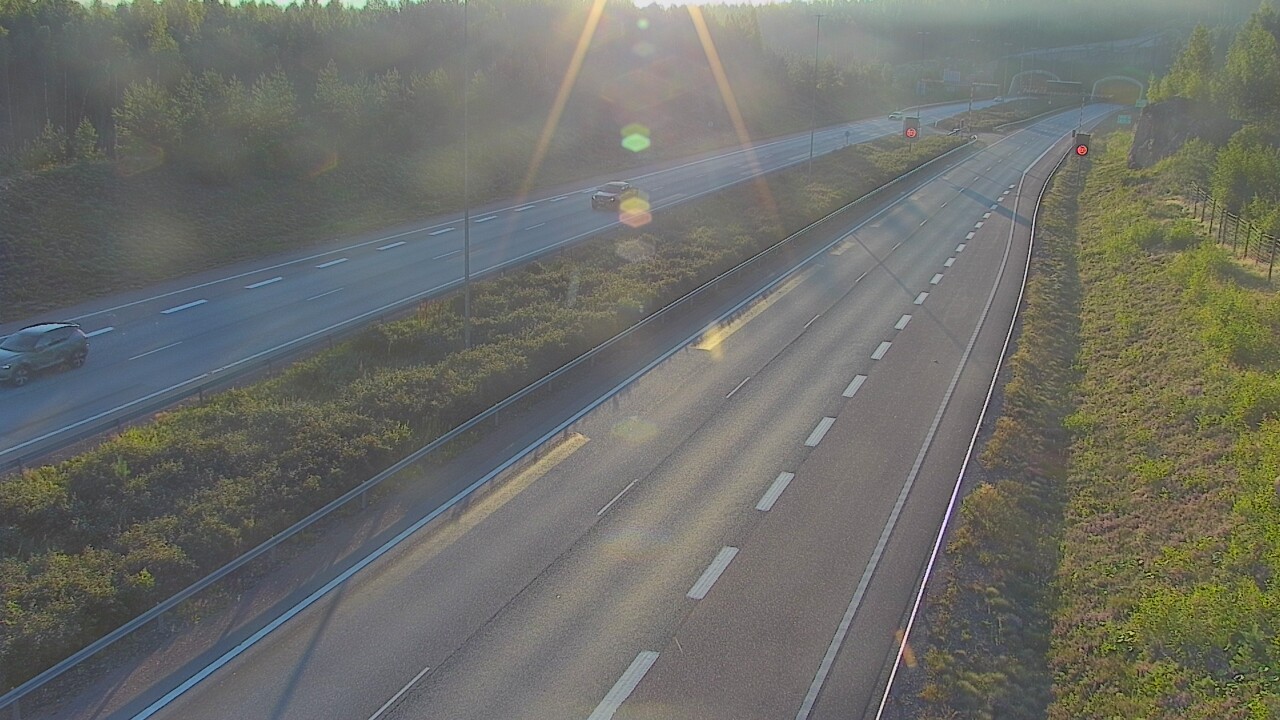Weather Camera Image Road 7 Loviisa Markkinamäki, boom, west, Loviisa, Uusimaa